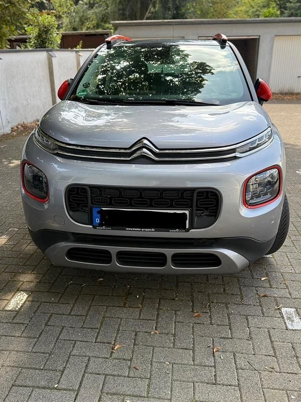 Grau Gebraucht 2020 Citroën C3 Aircross SUV | 13.000 € (Guter Preis) - Bild 1/4