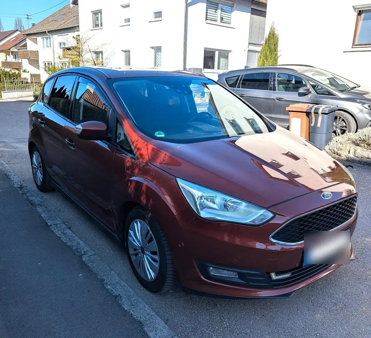 Gebraucht Ford C-MAX Titanium 150 PS (110 kW) 2017 Rot Van / Kleinbus