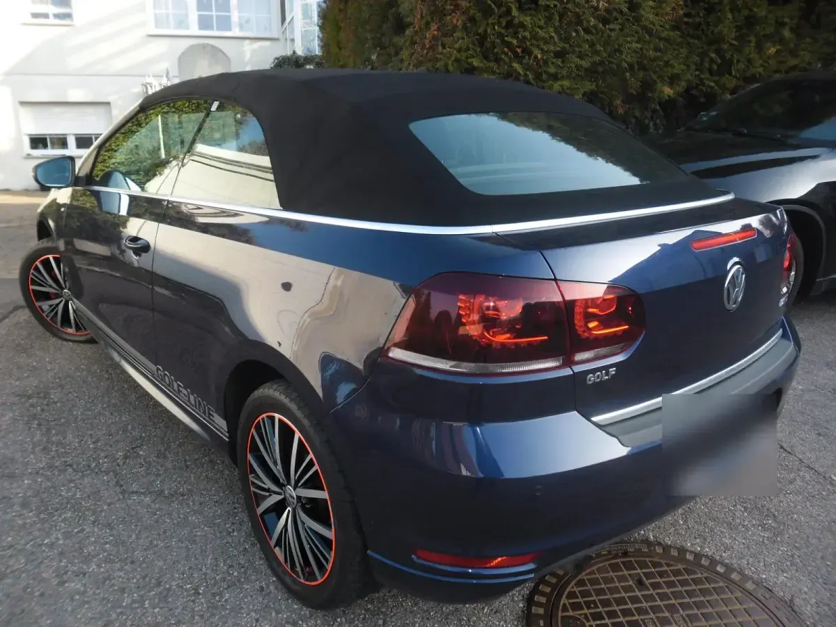 Gebraucht VW Golf Cabriolet 110 PS (80 kW) 2016 Blau Cabrio