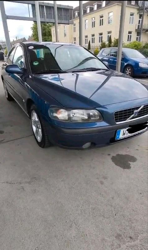 Gebraucht Volvo S60 140 PS (102 kW) 2001 Blau Limousine