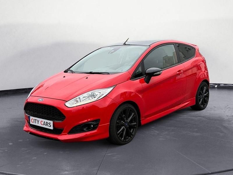 Rot Gebraucht 2016 Ford Fiesta Sport Kleinwagen | 6.490 € (Guter Preis) - Bild 1/4