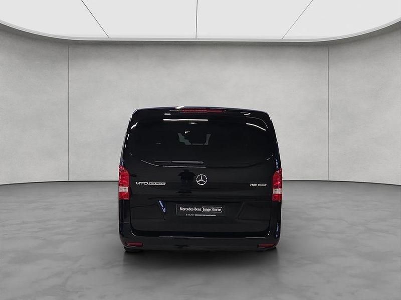 Gebraucht Mercedes Vito Marco Polo 163 PS (119 kW) 2024 Schwarz Van