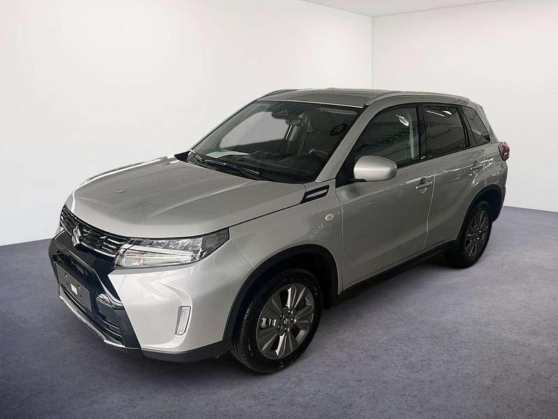 Silber Gebraucht 2024 Suzuki Vitara Comfort SUV | 25.790 € (Fairer Preis) - Bild 1/4