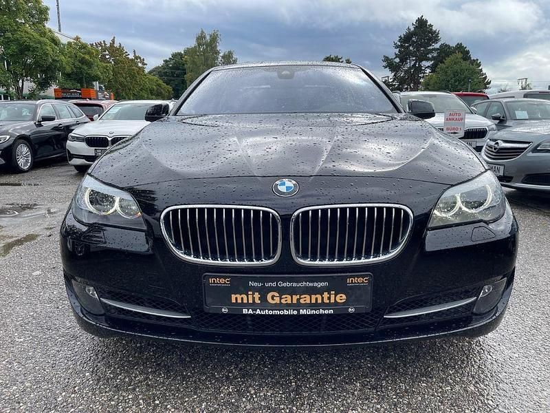 Schwarz Gebraucht 2013 BMW 528 Comfort Edition Limousine | 13.950 € (Guter Preis) - Bild 1/4