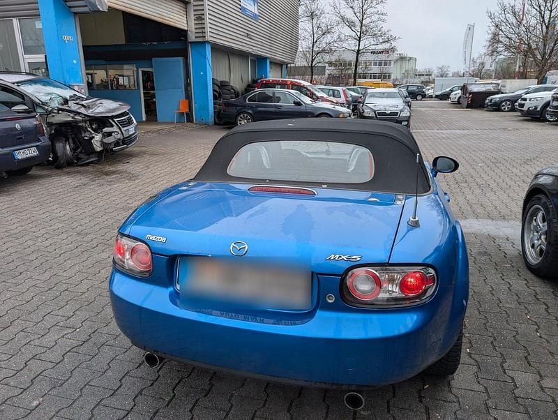 Gebraucht Mazda MX5 126 PS (92 kW) 2007 Blau Cabrio
