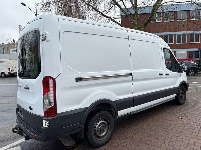Gebraucht Ford Transit 131 PS (96 kW) 2017 Weiß Van / Kleinbus
