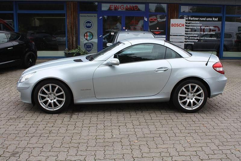 Gebraucht Mercedes SLK200 163 PS (119 kW) 2005 Silber Cabrio