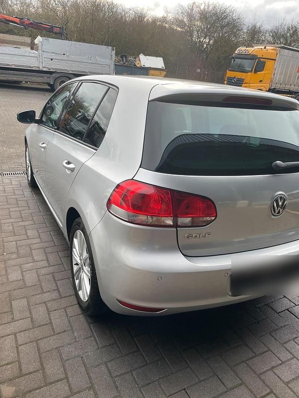 Gebraucht VW Golf VI Style 86 PS (63 kW) 2011 Silber Kleinwagen