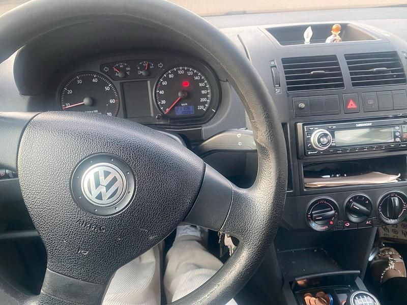 Usata VW Polo 64 CV (47 kW) 2007 Argento Utilitaria