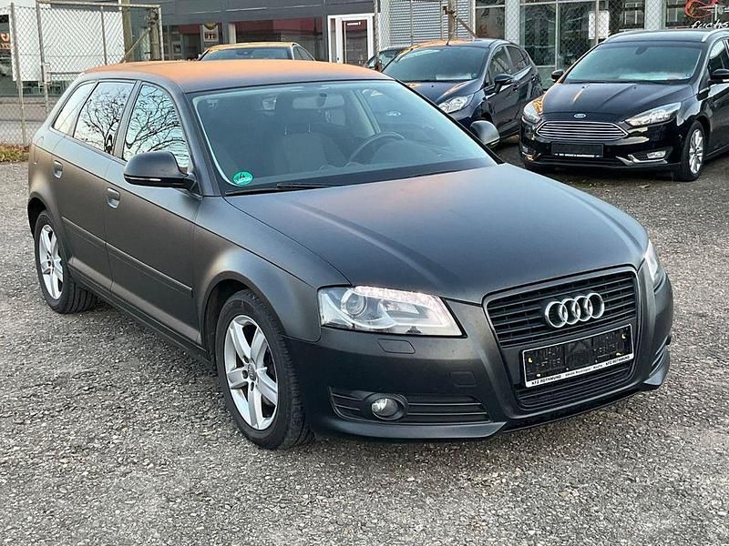Gebraucht Audi A3 Attraction 125 PS (91 kW) 2009 Schwarz Limousine