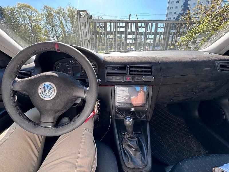 Gebraucht VW Golf IV 102 PS (75 kW) 2002 Grau Limousine