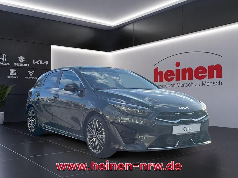 Gebraucht Kia Ceed GT GT-Line 140 PS (102 kW) 2025 Grau Limousine