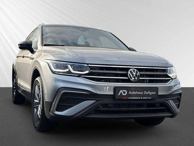 Gebraucht VW Tiguan Allspace Move 150 PS (110 kW) 2024 Pyritsilber metallic SUV