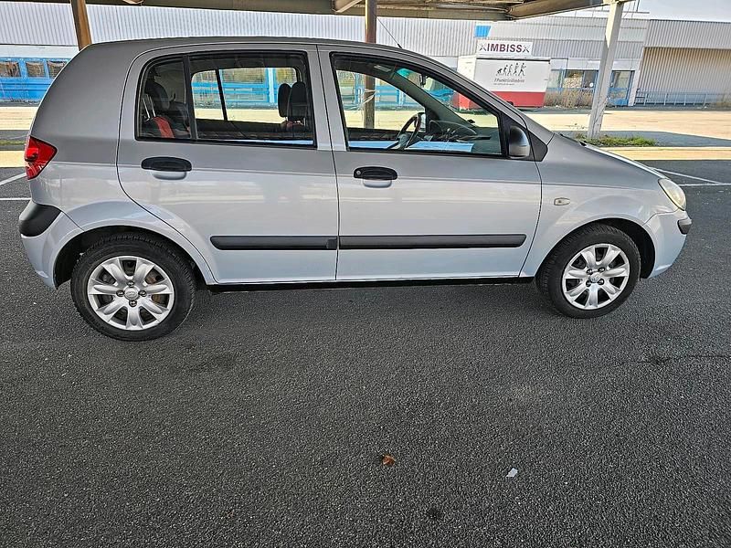 Gebraucht Hyundai Getz 66 PS (48 kW) 2008 Silber Kleinwagen