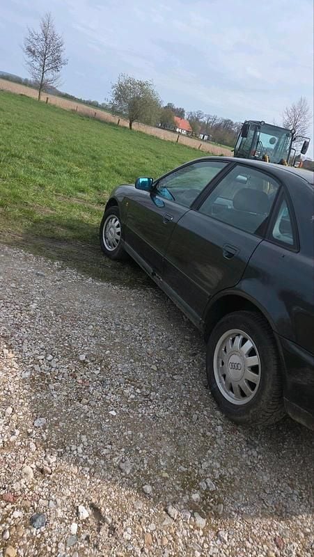 Gebraucht Audi A4 125 PS (91 kW) 1997 Limousine