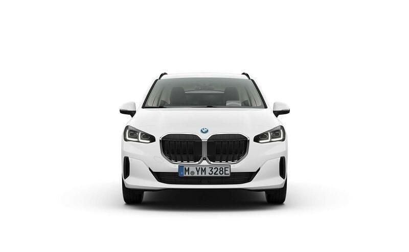 Gebraucht BMW 225 Active Tourer 245 PS (180 kW) 2025 Weiß Van / Kleinbus