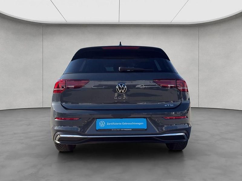 Gebraucht VW Golf VIII Life 116 PS (85 kW) 2025 Grau Limousine