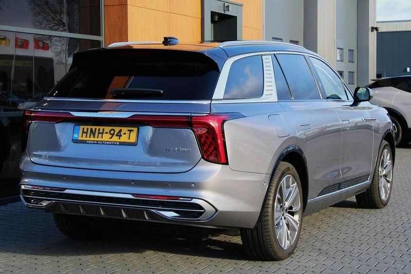 Gebraucht Hongqi E-HS9 405 kW (551 PS) 2025 Grau SUV