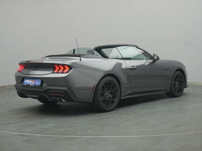 Neu Ford Mustang GT 446 PS (328 kW) 2025 Carbonized gray Cabrio