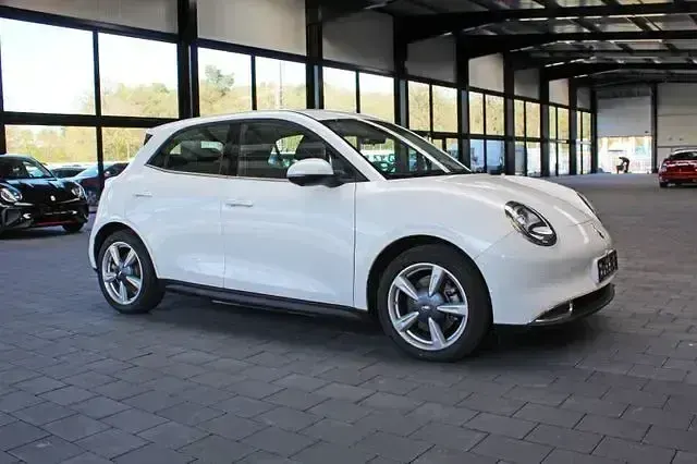 Usata Ora 03 125 kW (171 CV) 2023 Bianco Utilitaria