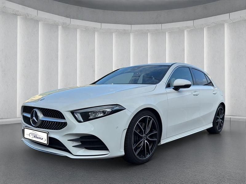 Weiß Gebraucht 2019 Mercedes A250 AMG Limousine | 27.500 € (Guter Preis) - Bild 1/4