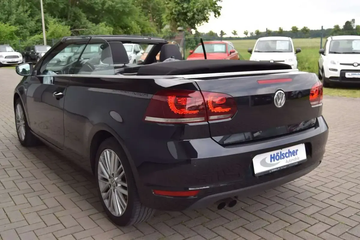 Gebraucht VW Golf Cabriolet 122 PS (89 kW) 2015 Schwarz Cabrio