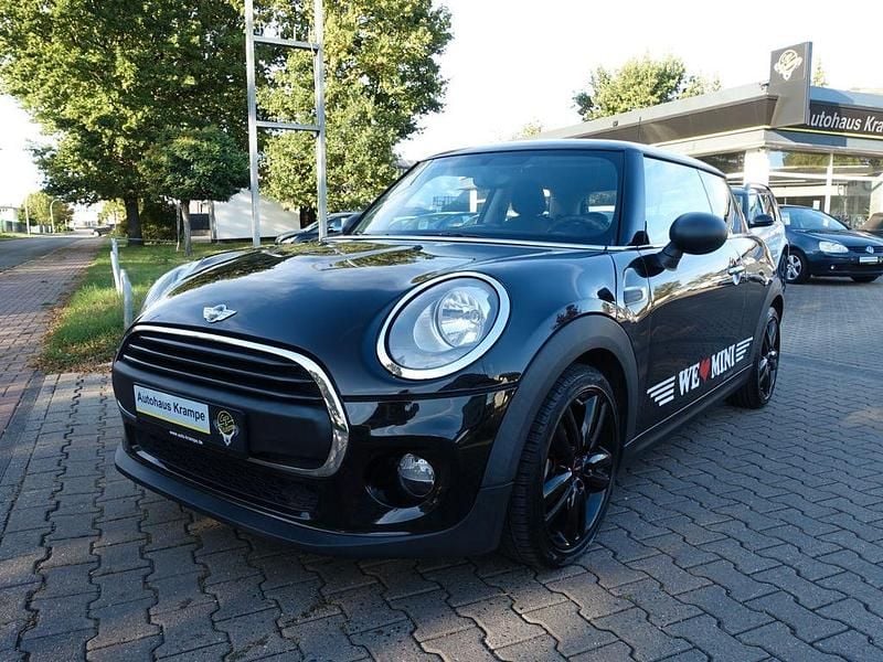 Schwarz Gebraucht 2016 Mini ONE Kleinwagen | 5.480 € (Fairer Preis) - Bild 1/4