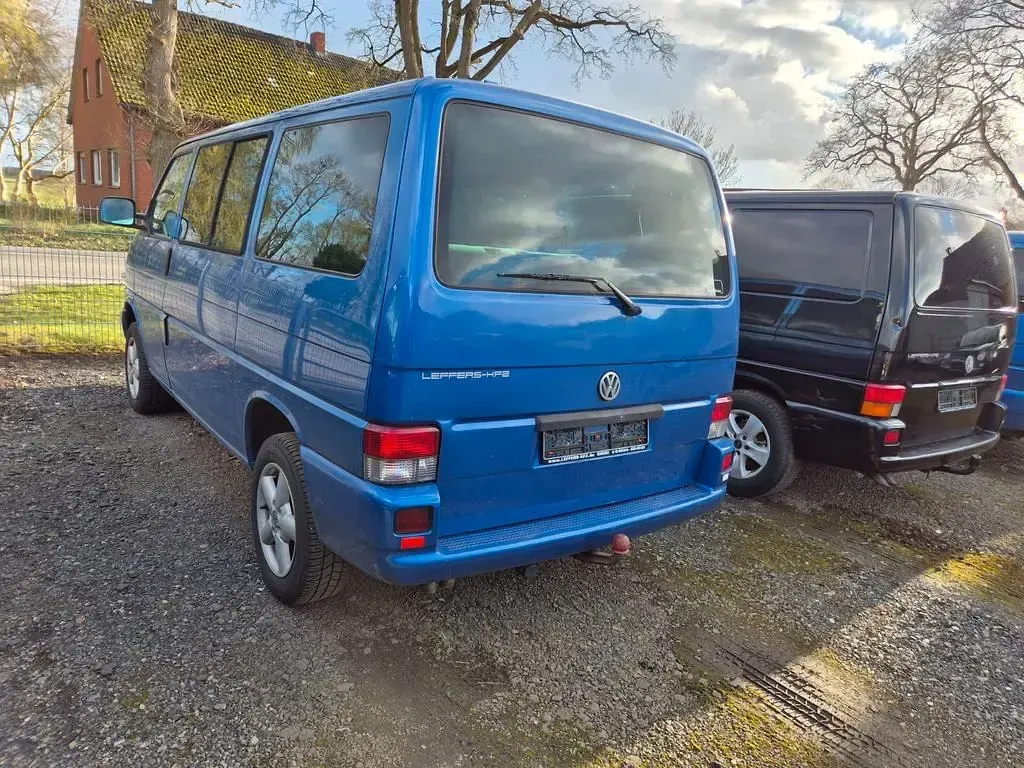 Gebraucht VW T4 151 PS (111 kW) 1999 Blau Van