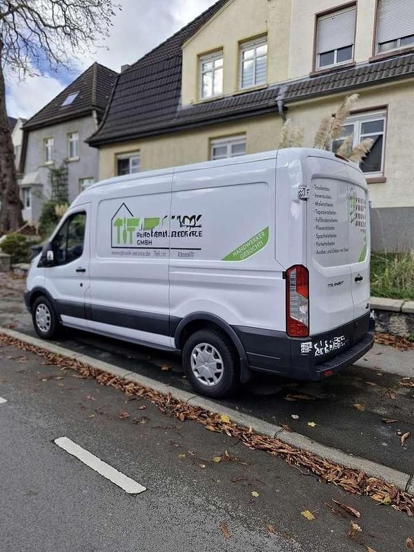 Gebraucht Ford Transit Trend 131 PS (96 kW) 2018 Weiß Van