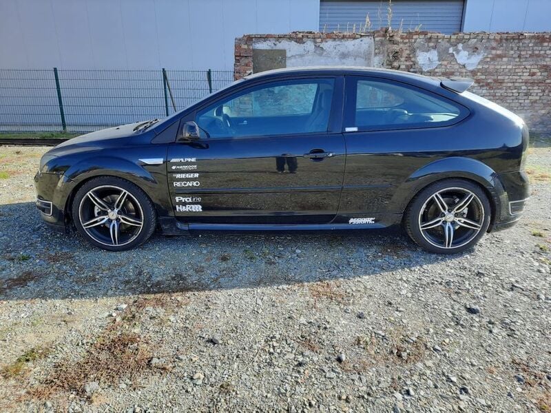Gebraucht Ford Focus Titanium 145 PS (106 kW) 2006 Schwarz metallic Kleinwagen