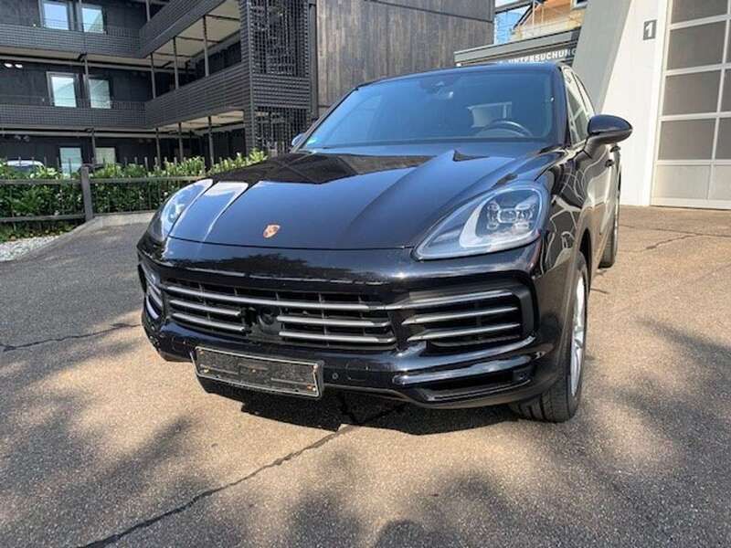 Schwarz Gebraucht 2018 Porsche Cayenne S SUV | 50.900 € (Superpreis) - Bild 1/4