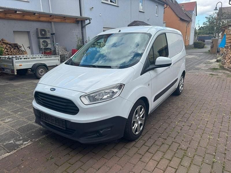 Weiß Gebraucht 2016 Ford Transit | 6.899 € (Guter Preis) - Bild 1/4