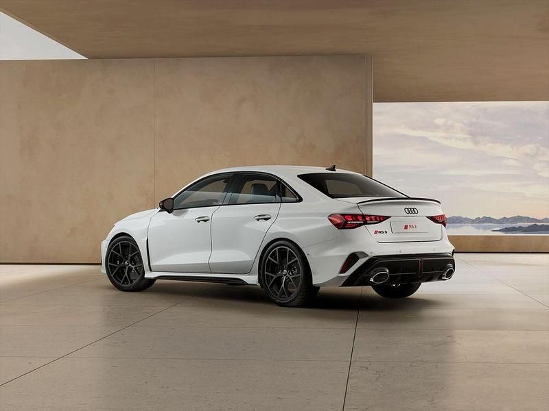 Neu Audi RS3 Sport 400 PS (294 kW) 2026 Weiß Limousine