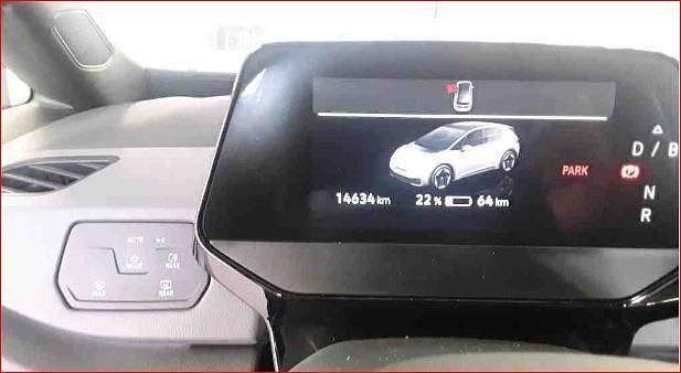 Gebraucht VW ID.3 Pro Performance 150 kW (204 PS) 2023 Weiß Kleinwagen