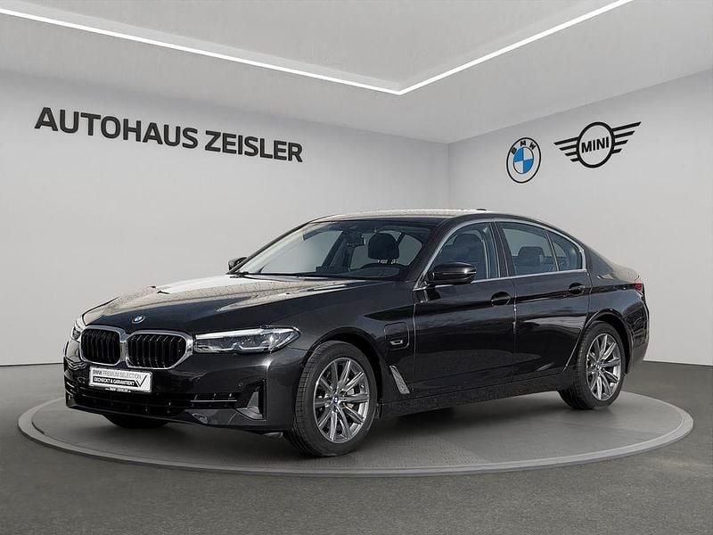 Sophistograu brillanteffekt Gebraucht 2022 BMW 530e Limousine | 34.990 € (Superpreis) - Bild 1/4