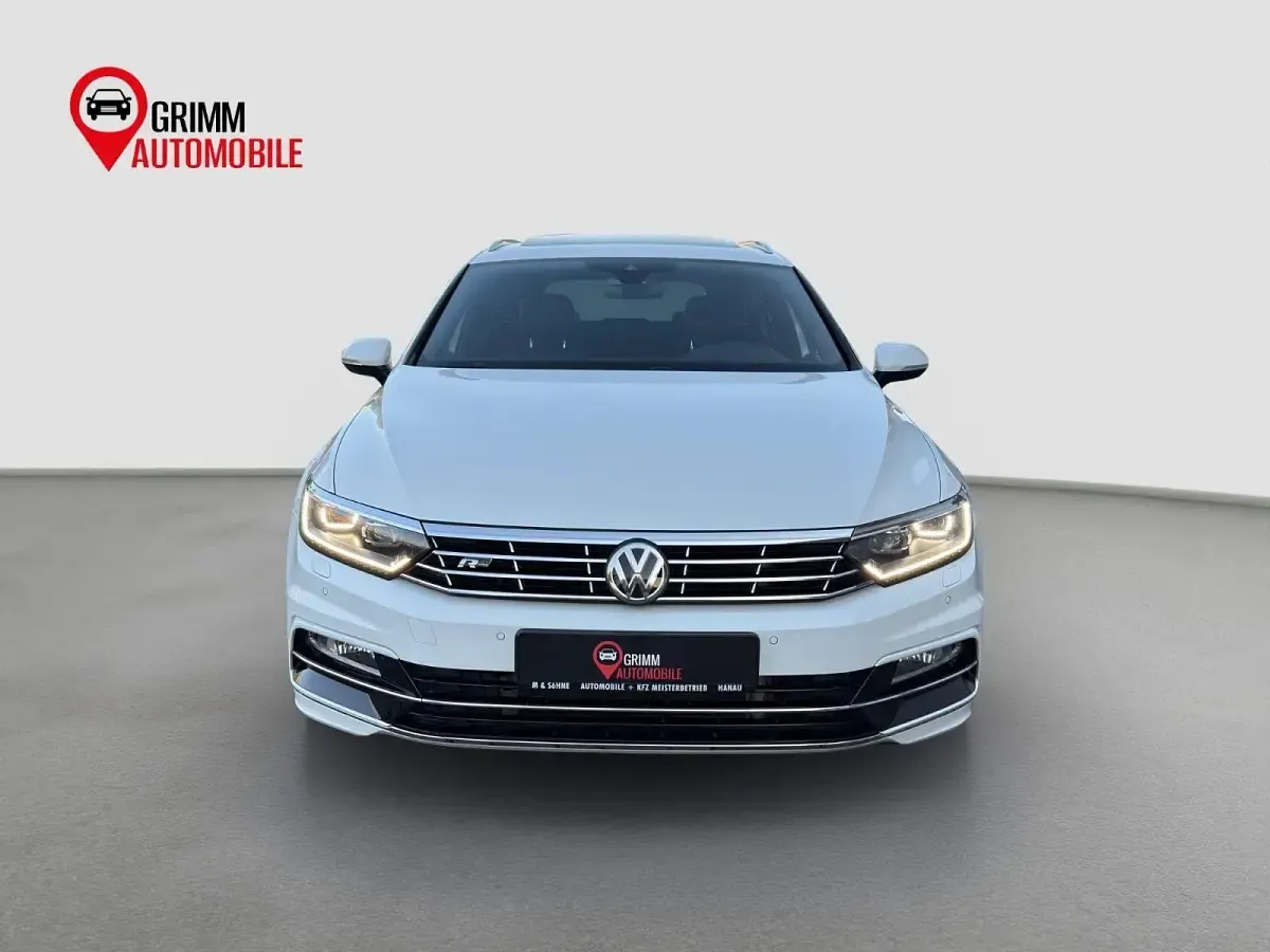 Gebraucht VW Passat R-line 239 PS (175 kW) 2017 Weiß Kombi
