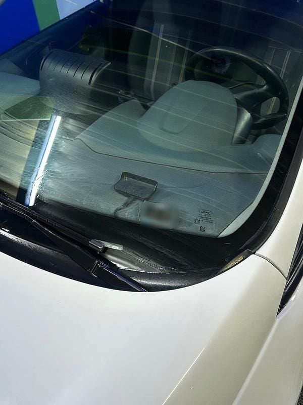 Gebraucht Ford Fiesta 60 PS (44 kW) 2009 Weiß Kleinwagen