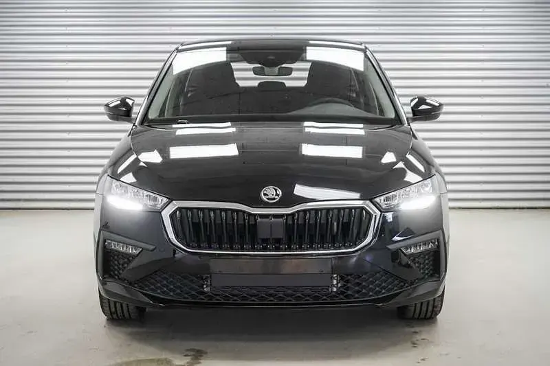 Neu Skoda Scala Selection 150 PS (110 kW) 2026 Schwarz Kleinwagen