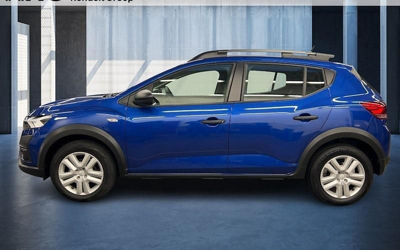 Gebraucht Dacia Sandero Essentiel 101 PS (74 kW) 2024 Blau Limousine