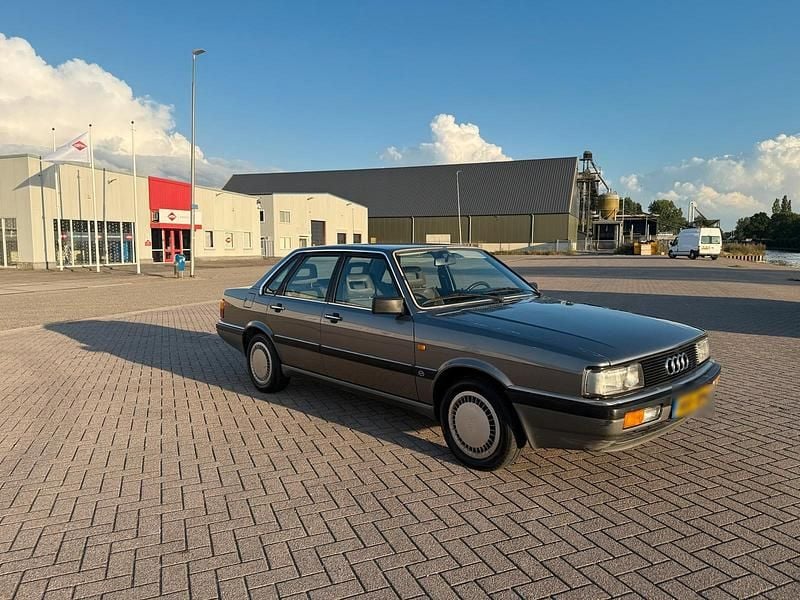 Gebraucht Audi 90 69 PS (50 kW) 1986 Beige Limousine