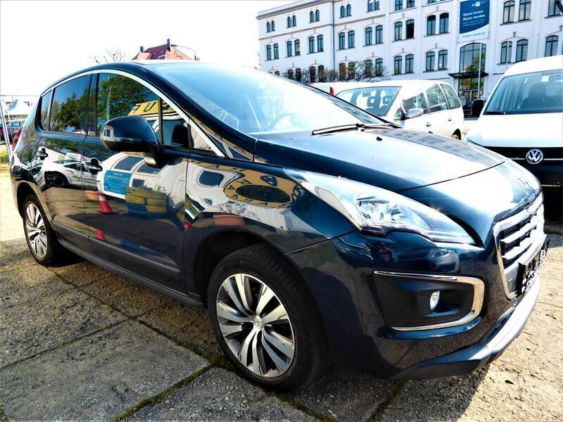 Gebraucht Peugeot 3008 156 PS (114 kW) 2016 Stahlblau SUV