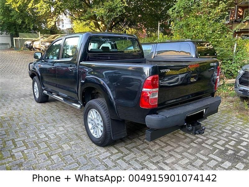 Gebraucht Toyota HiLux 144 PS (105 kW) 2007 Weiß metallic Pickup
