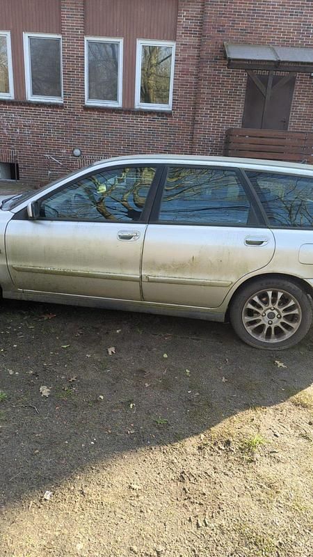 Gebraucht Volvo V40 2003 Silber Kombi