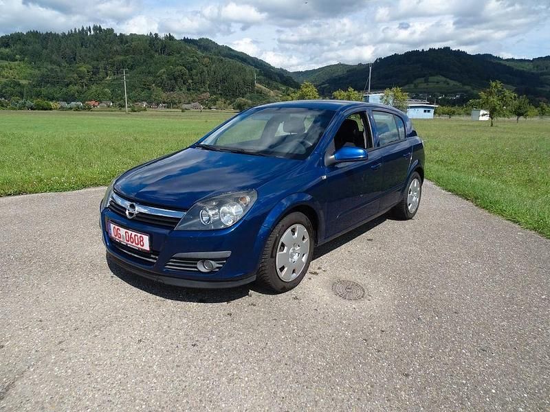 Gebraucht Opel Astra Edition+ 105 PS (77 kW) 2006 Blau Limousine