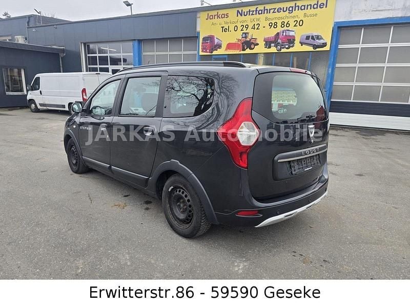 Gebraucht Dacia Lodgy Stepway 90 PS (66 kW) 2018 Grau Van / Kleinbus