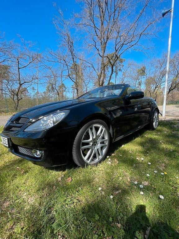 Second-hand Mercedes SLK350 305 CP (224 kW) 2009 Negru Cabrio
