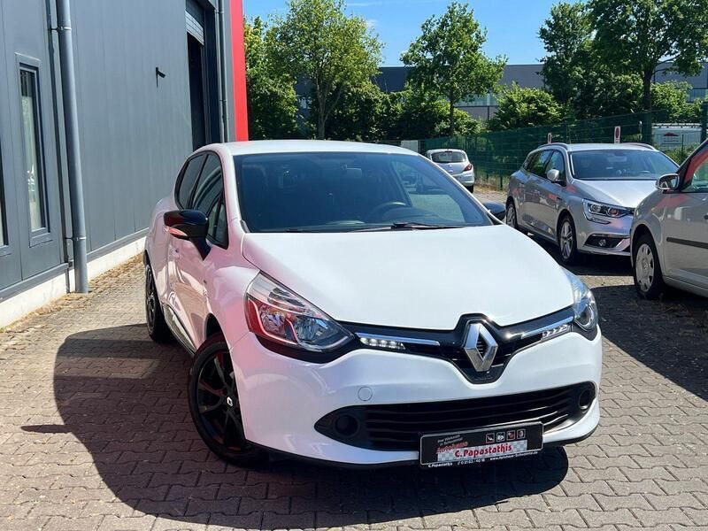 Weiß Gebraucht 2016 Renault Clio IV Kleinwagen | 8.300 € (Fairer Preis) - Bild 1/4