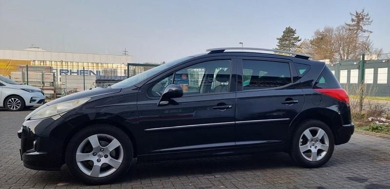 Gebraucht Peugeot 207 120 PS (88 kW) 2011 Schwarz Kombi