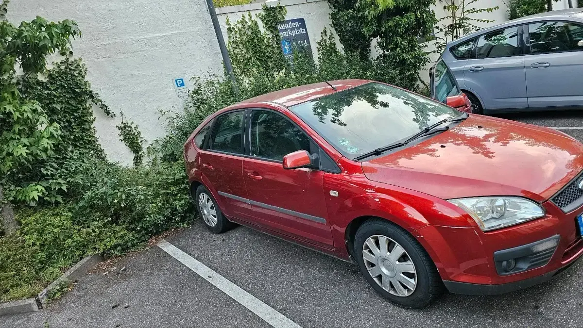 Gebraucht Ford Focus 106 PS (77 kW) 2007 Orange Kombi