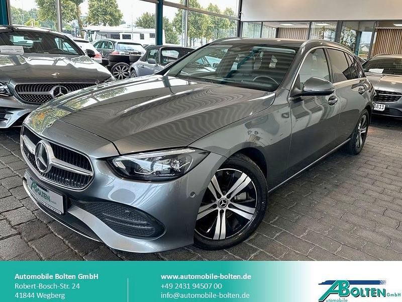 Grau Gebraucht 2023 Mercedes C220 Limousine | 29.890 € (Superpreis) - Bild 1/4